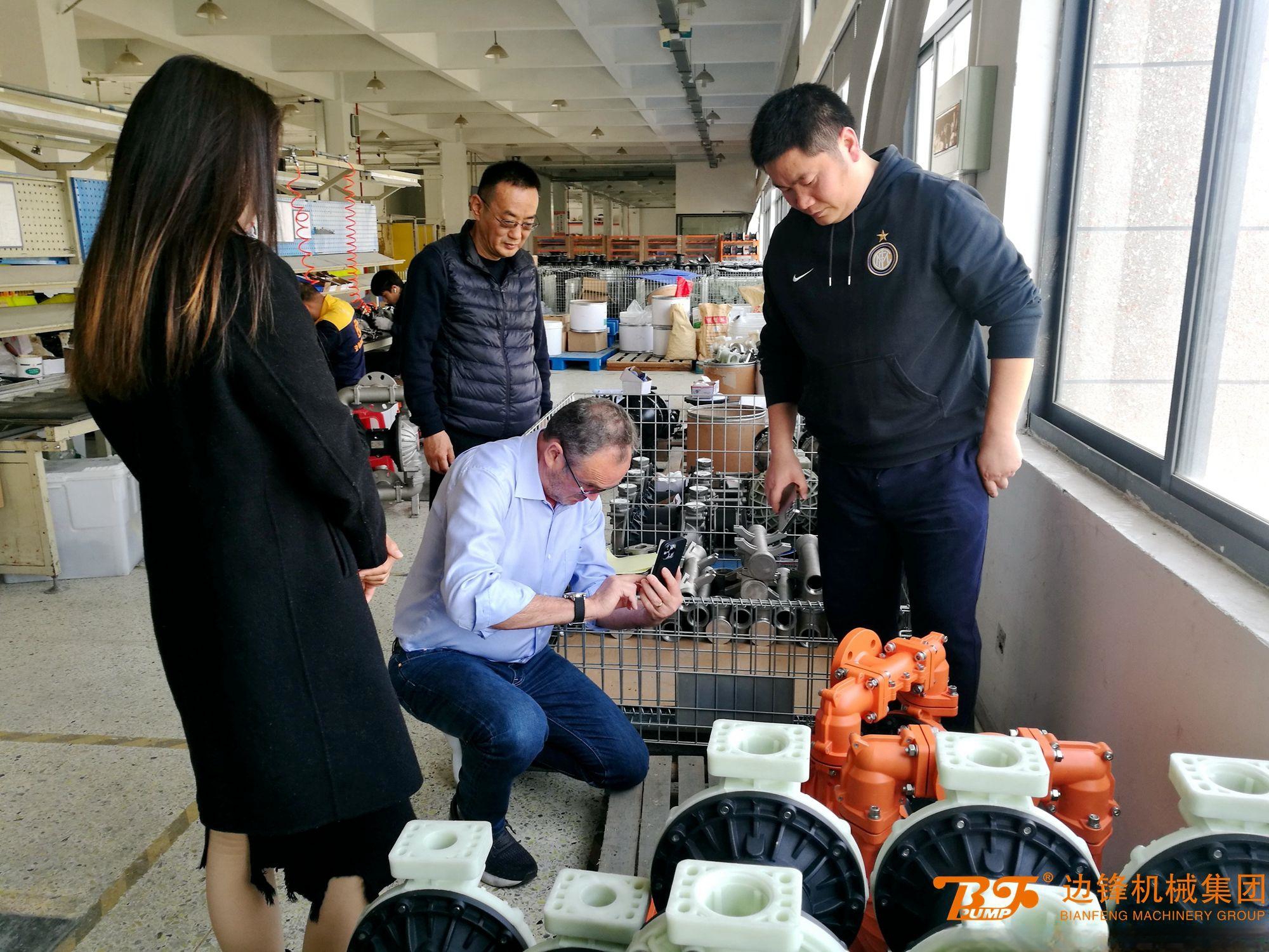 1cc1bad5a203844e 1cc1bad5a203844e