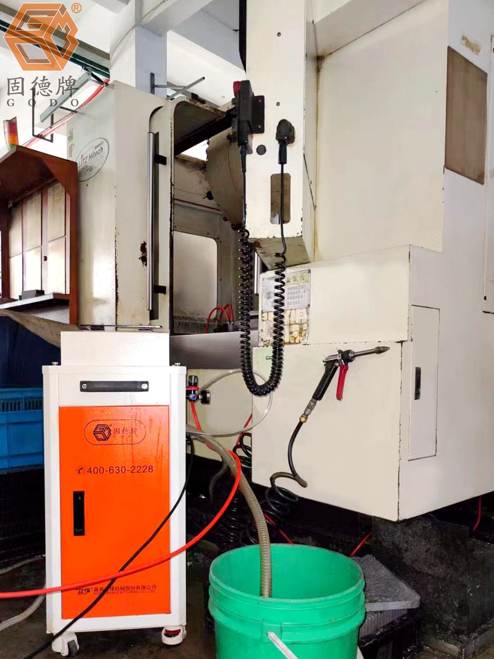 切削液發霉發臭太刺鼻？固德牌切削液凈化裝置來幫忙